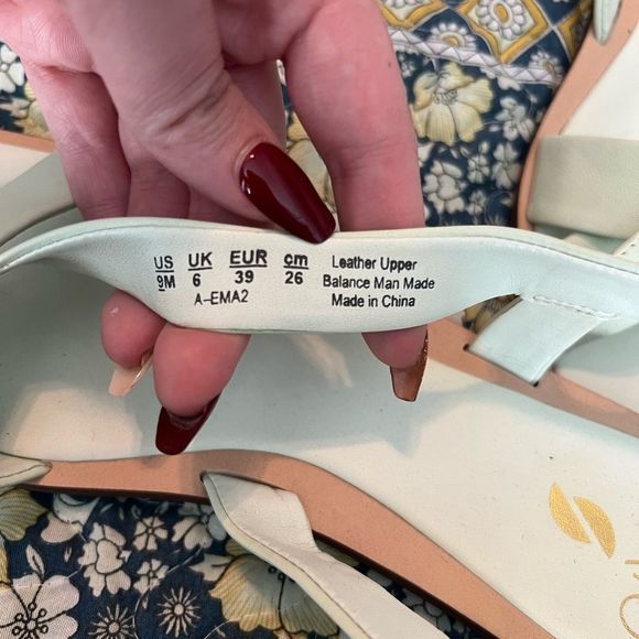 Franco Sarto | Cool Mint Nappa Ema 2 Strappy Leather Sandal EUC Size 9 - Picture 3 of 10